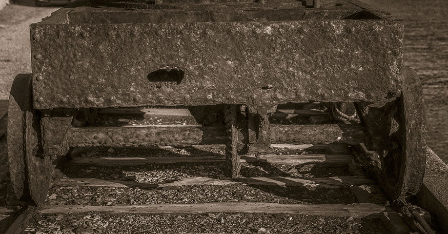 Schienenfahrzeug in S/W